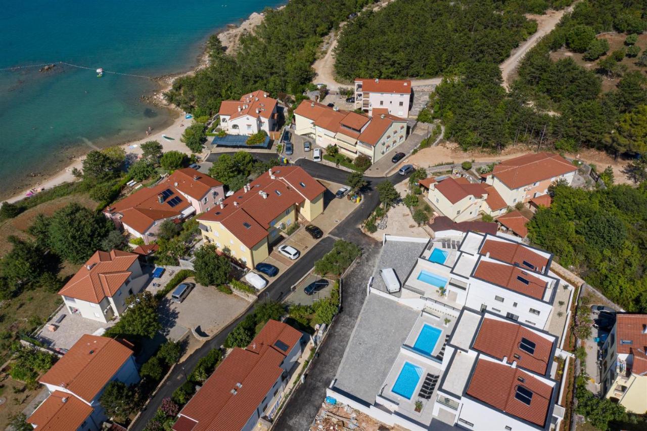 Villa Manhattan Dobrinj Exterior photo